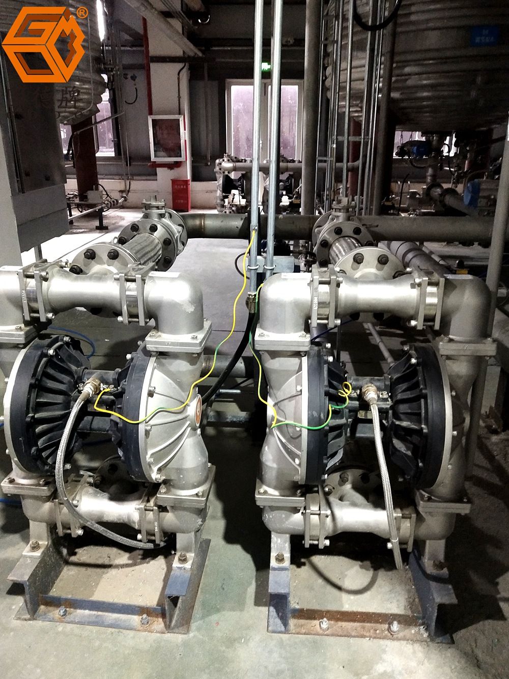 安全高效，一泵當(dāng)先！邊鋒隔膜泵化工原液解決方案