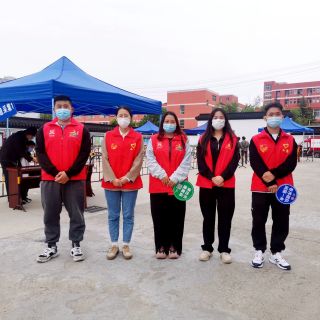 贊！邊鋒志愿者深入核酸檢測一線助力疫情防控！