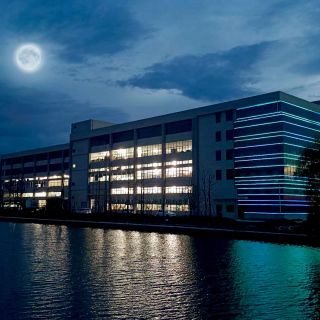 邊鋒集團(tuán)祝全體新老客戶(hù)中秋佳節(jié)快樂(lè)！